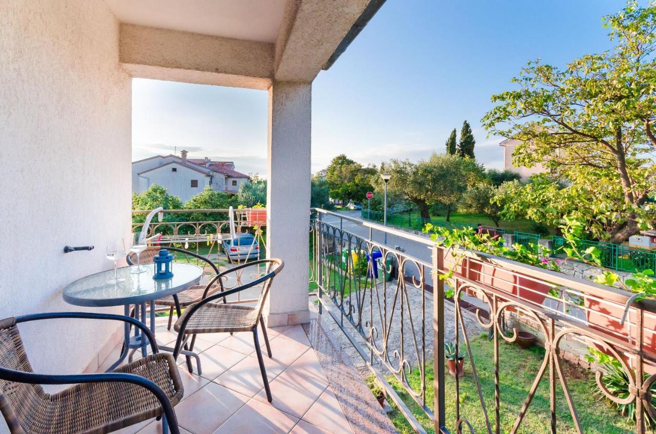Apartment Zdenko Rovinj Bagian luar foto