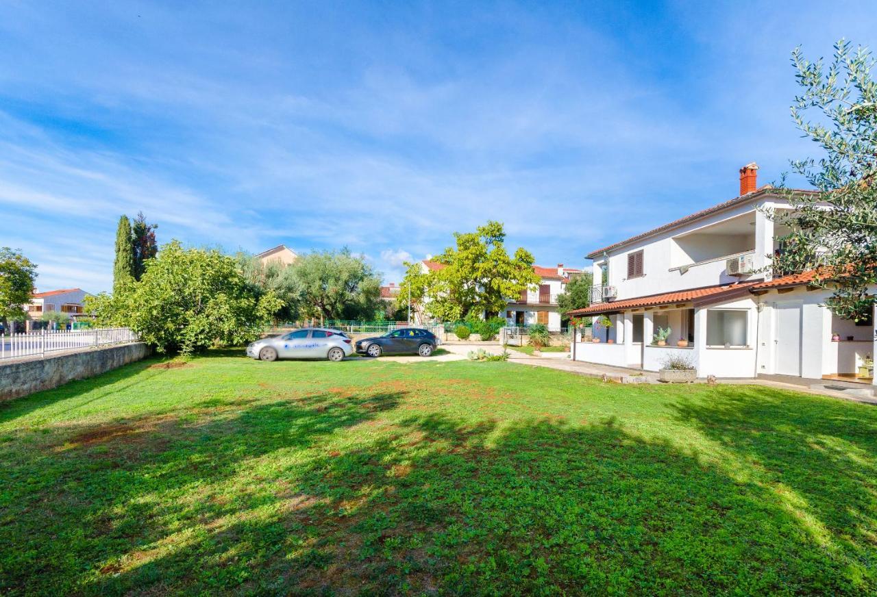 Apartment Zdenko Rovinj Bagian luar foto