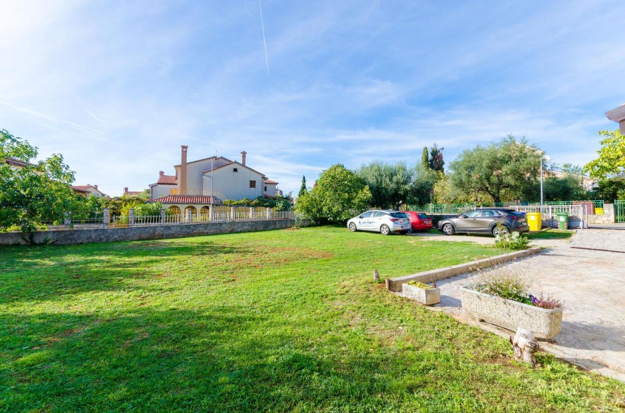 Apartment Zdenko Rovinj Bagian luar foto