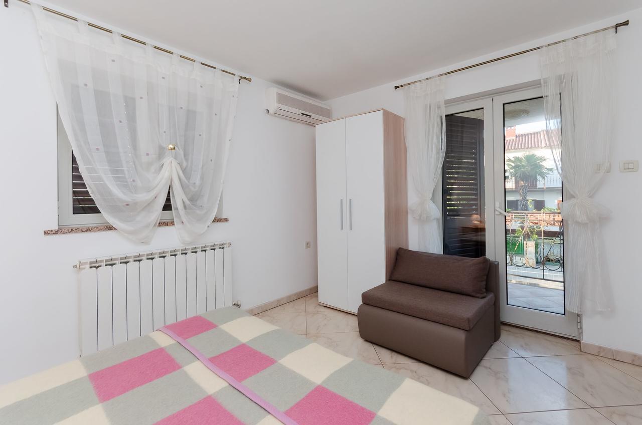 Apartment Zdenko Rovinj Bagian luar foto