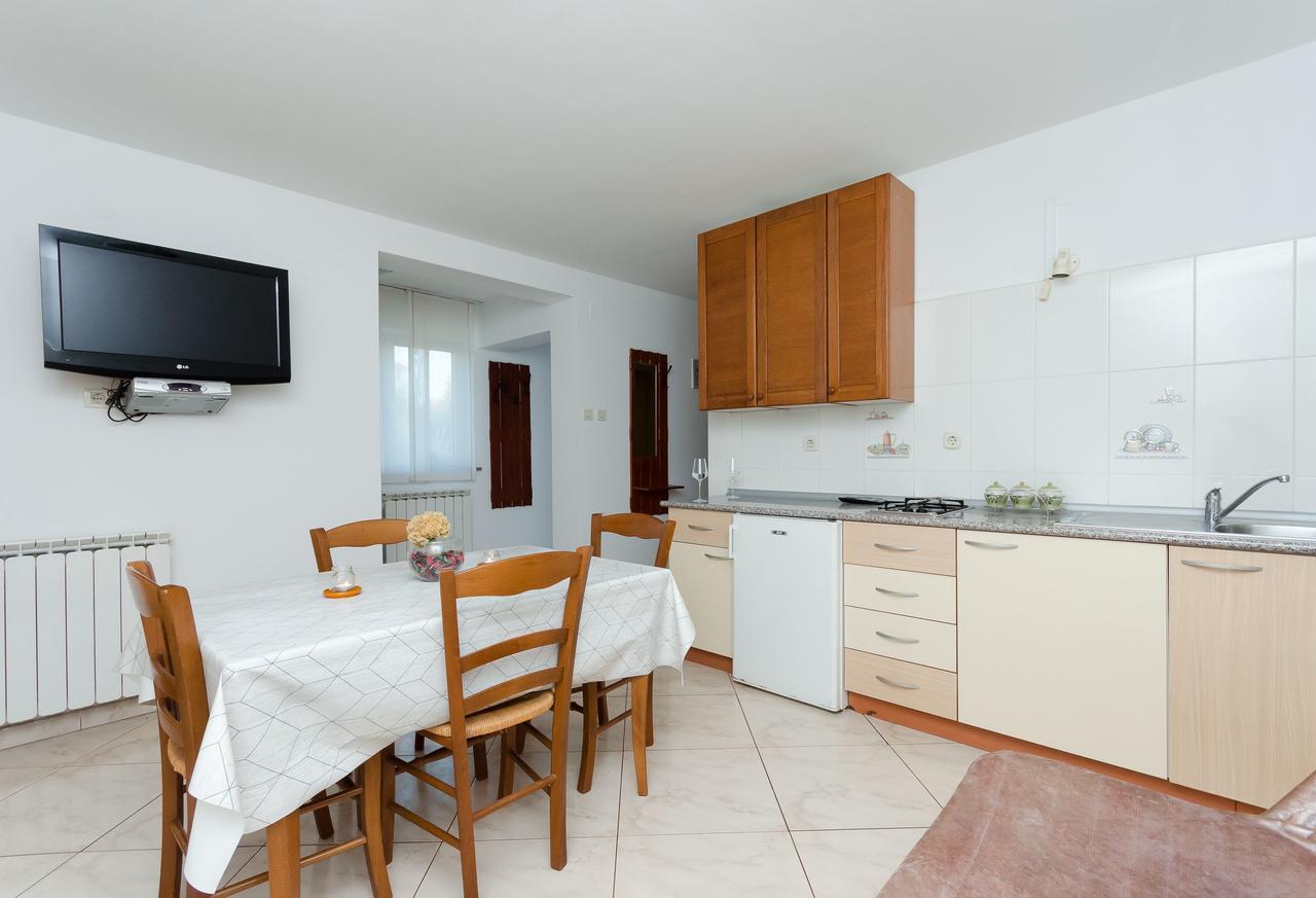 Apartment Zdenko Rovinj Bagian luar foto